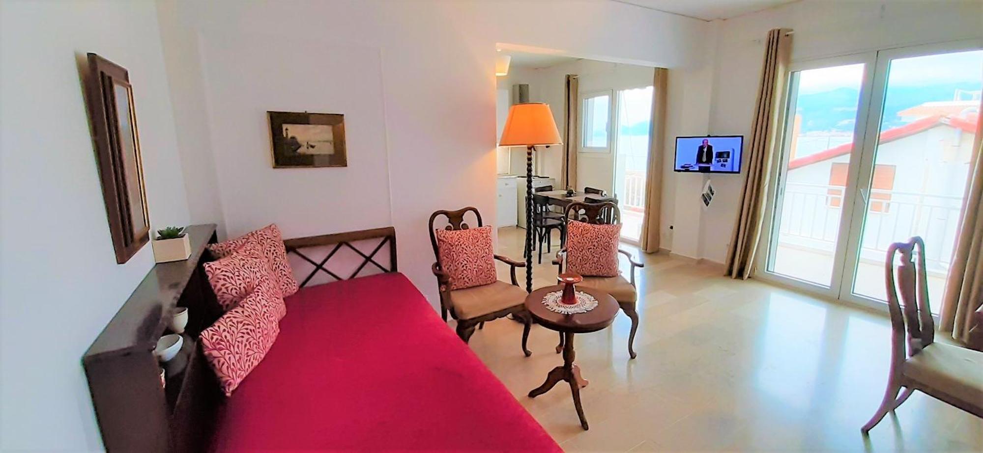 Mondo Cosseri Akrata Appartement Buitenkant foto